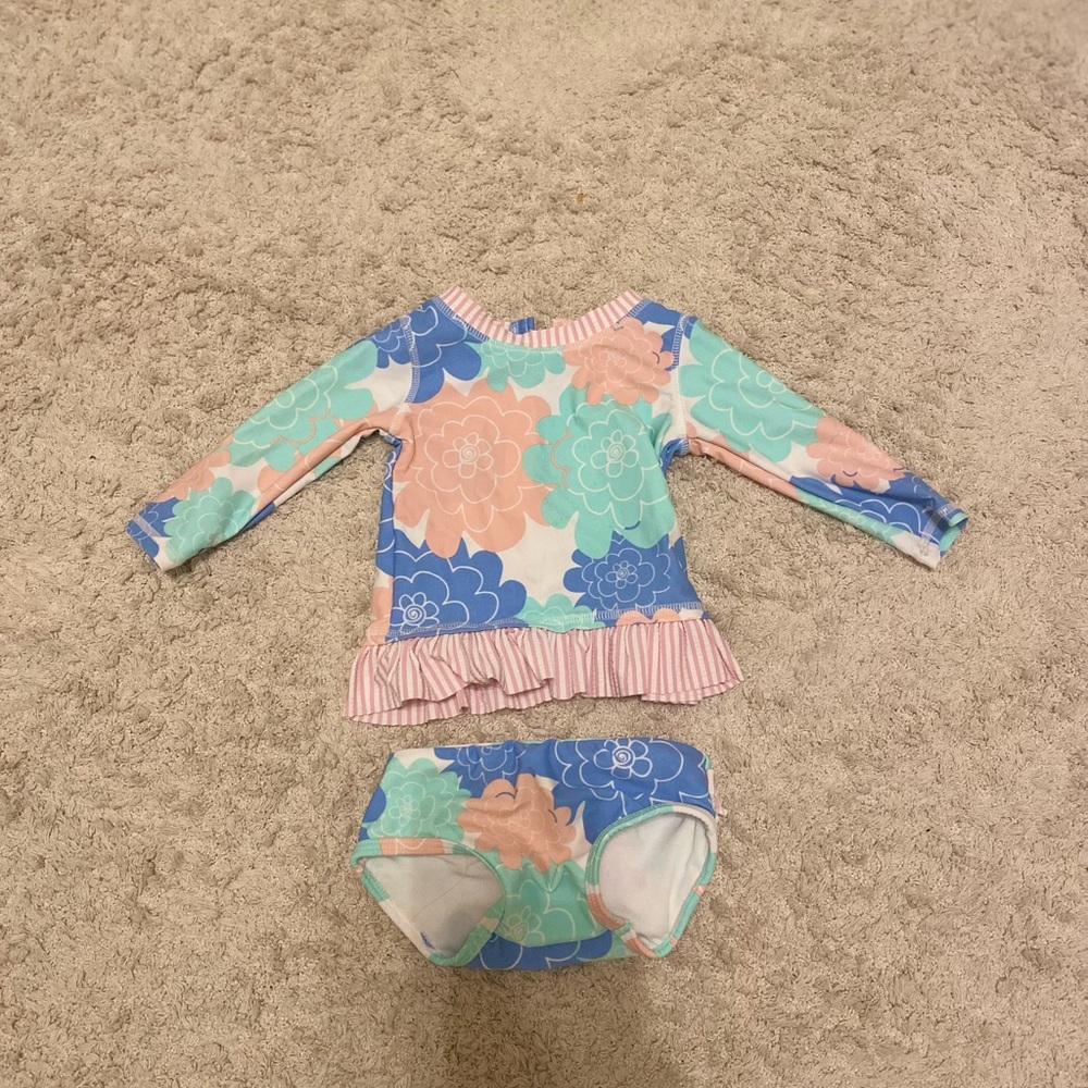 Ruffle butt swim suit - Great condition!